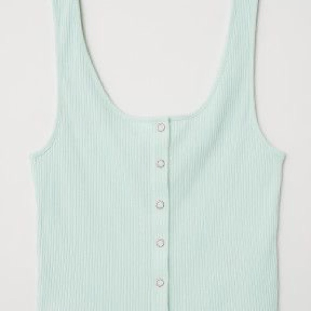 teal tank <3